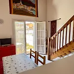 Maison 3 Pieces Mezzanine Dans Avec Piscine 6 Couchages Ar100-052